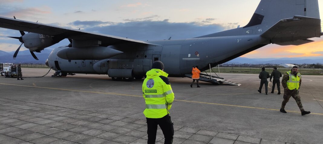 Doppio intervento della centrale Cross di Pistoia per i bimbi di Gaza e gli ustionati in Macedonia