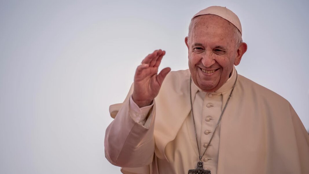 Morte di Papa Francesco, unanime il cordoglio dei sindaci. Bandiere a mezz'asta sui Comuni