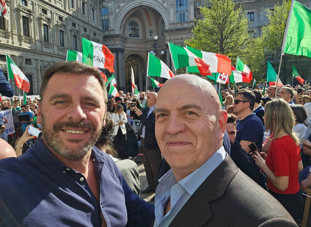 Vannacci con tessera Lega: Andrea Romiti da 'Il mondo al contrario' alla piazza con Marco Rizzo