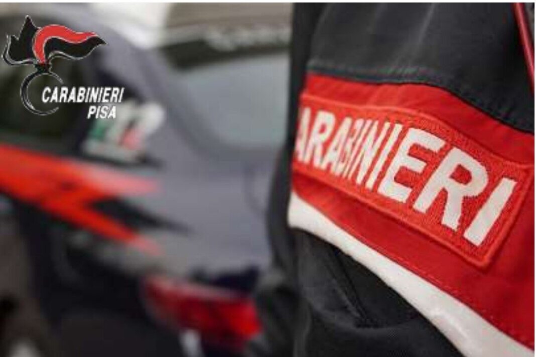 Spara al figlio e poi tenta di uccidersi: la lite per un graffio alla carrozzeria dell'auto