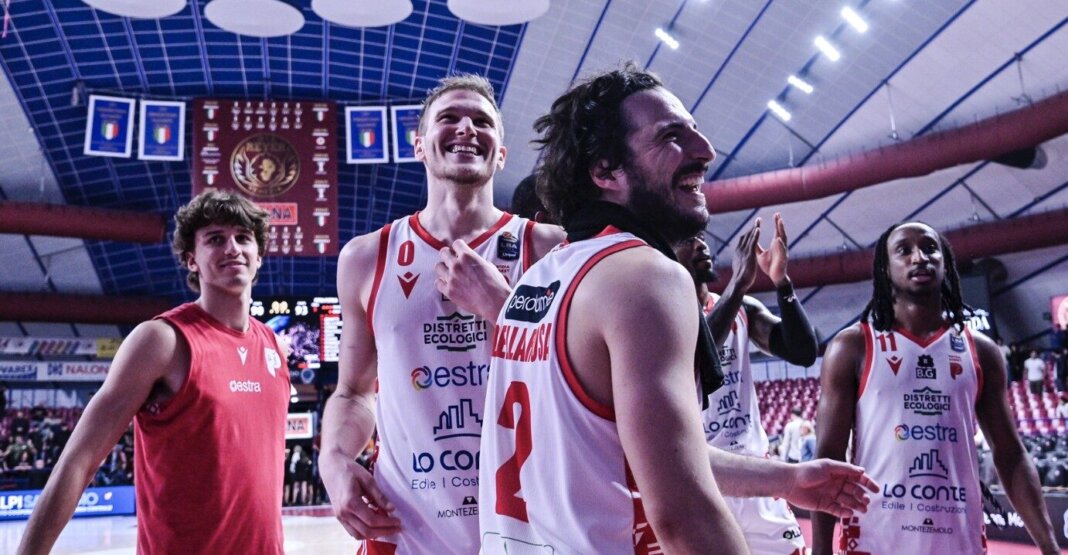 Pistoia Basket crede ancora nei miracoli: vittoria corsara a Venezia