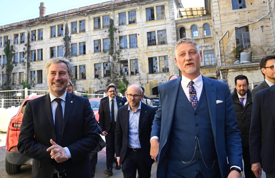 Lucca verso la nascita di una Expo del Fumetto, il ministro Giuli in visita al cantiere