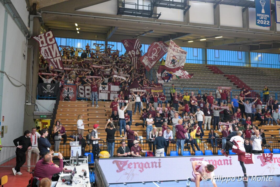 Libertas Livorno, grande pubblico anche a Cremona ma a vincere sono i lombardi