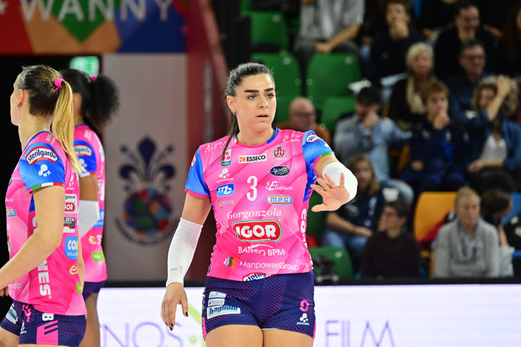 Torna in maglia Bisonte la schiacchiatrice Francesca Villani