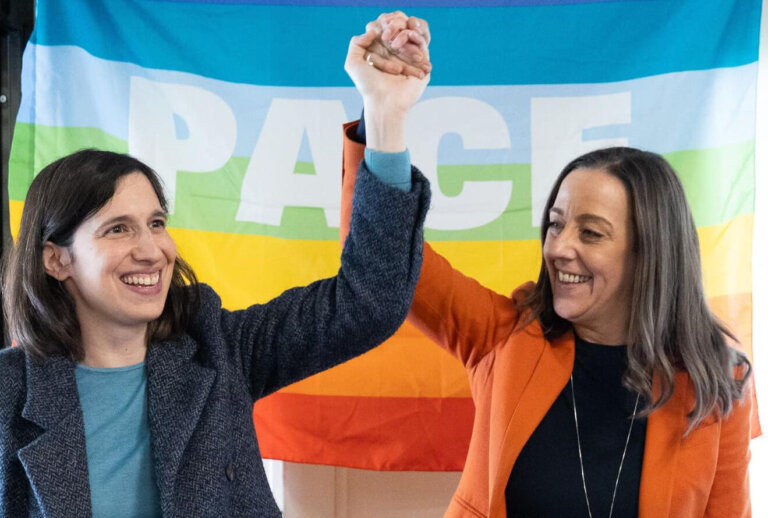 Schlein come Befana per sindaco di Trieste, sindaca di Firenze: “Gesto che abbassa livello dibattito pubblico”