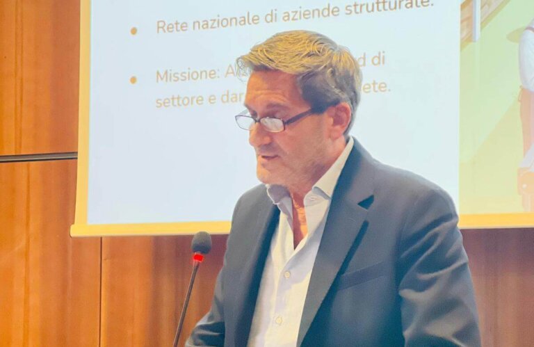 Tassa sui pacchi extra-Ue, Corertex alza la voce: “Quei soldi servano a salvare il riciclo”